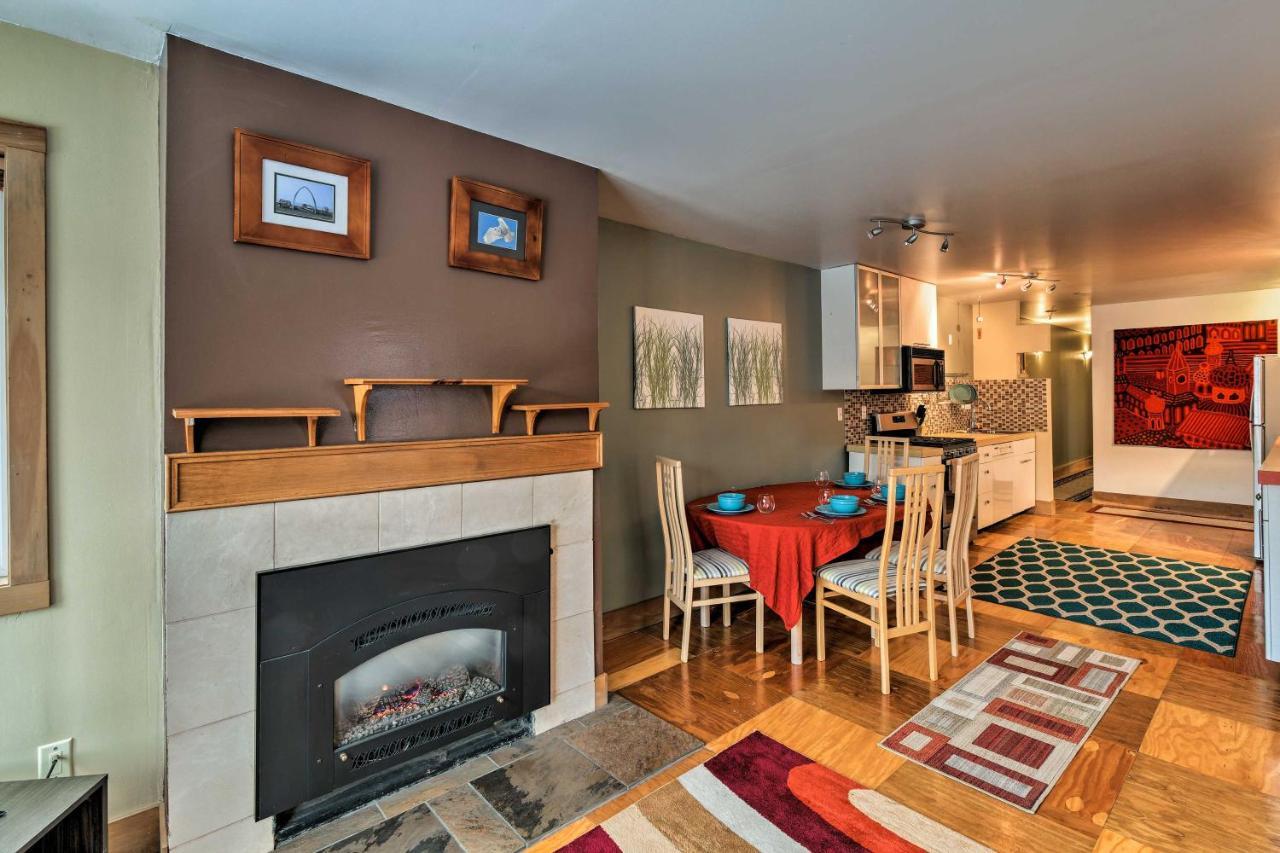 Condo, Walk To Town And Coast!